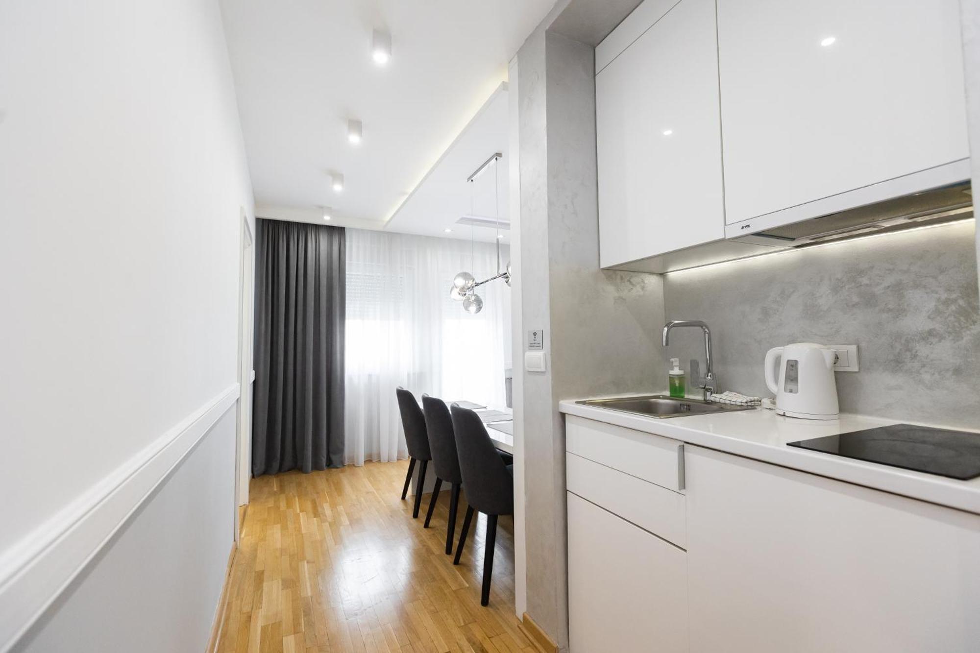 White Apartments Βελιγράδι Δωμάτιο φωτογραφία